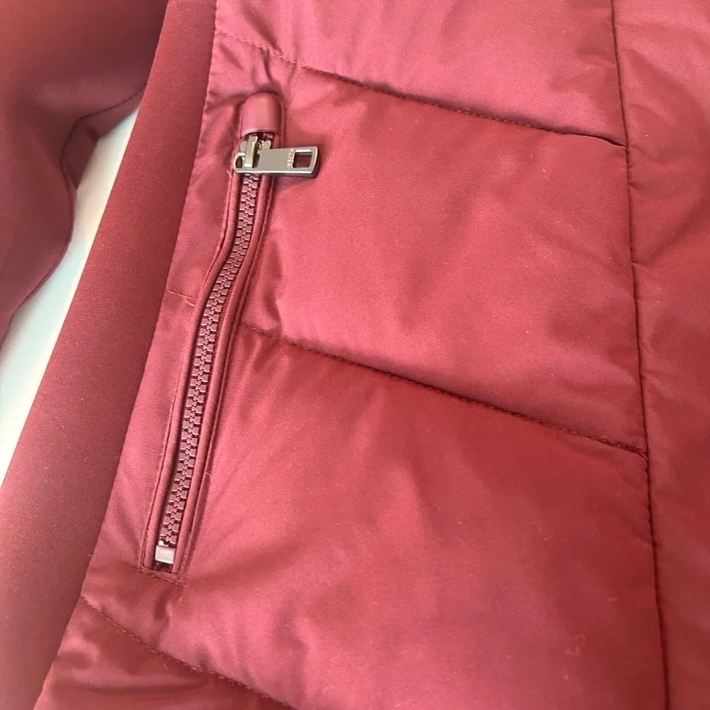 Calvin Klein NWT Burgundy Women’s Faux Fur-Lined Hooded Puffer Coat Size XS - Picture 12 of 12